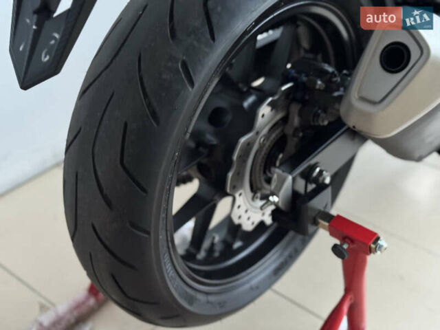 Хонда CBR 400R, об'ємом двигуна 0.4 л та пробігом 16 тис. км за 5500 $, фото 24 на Automoto.ua