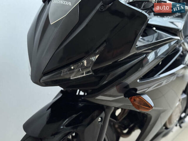 Хонда CBR 400R, об'ємом двигуна 0.4 л та пробігом 16 тис. км за 5500 $, фото 27 на Automoto.ua