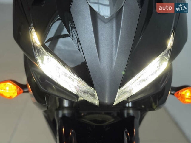 Хонда CBR 400R, об'ємом двигуна 0.4 л та пробігом 16 тис. км за 5500 $, фото 14 на Automoto.ua