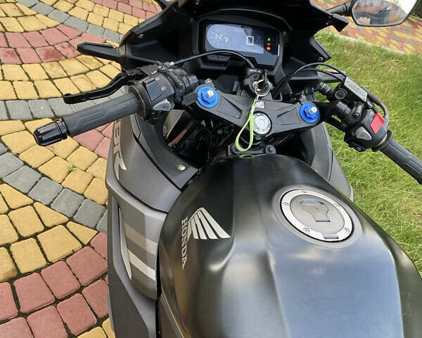 Хонда CBR 400R, об'ємом двигуна 0 л та пробігом 34 тис. км за 6100 $, фото 8 на Automoto.ua
