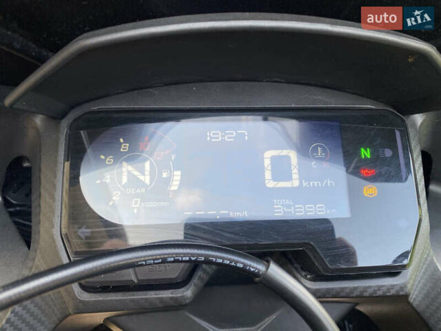 Хонда CBR 400R, об'ємом двигуна 0 л та пробігом 34 тис. км за 6100 $, фото 6 на Automoto.ua