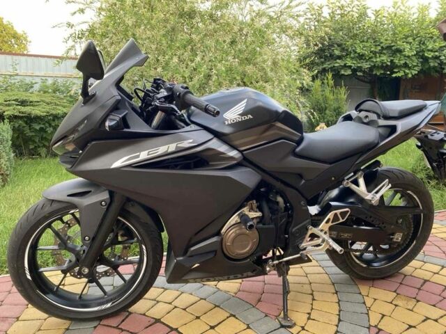 Хонда CBR 400R, объемом двигателя 0 л и пробегом 0 тыс. км за 5500 $, фото 1 на Automoto.ua