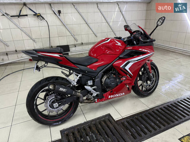 Хонда CBR 400R, объемом двигателя 0.4 л и пробегом 17 тыс. км за 6400 $, фото 4 на Automoto.ua