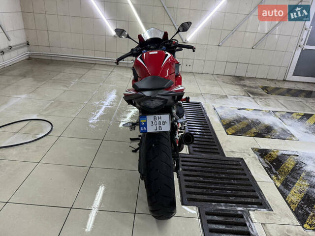 Хонда CBR 400R, объемом двигателя 0.4 л и пробегом 17 тыс. км за 6400 $, фото 6 на Automoto.ua