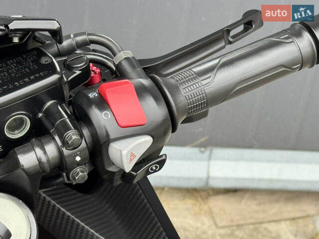 Хонда CBR 400R, объемом двигателя 0.4 л и пробегом 35 тыс. км за 5800 $, фото 12 на Automoto.ua