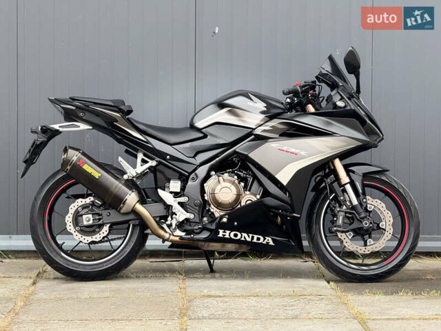 Хонда CBR 400R, объемом двигателя 0.4 л и пробегом 35 тыс. км за 5800 $, фото 2 на Automoto.ua