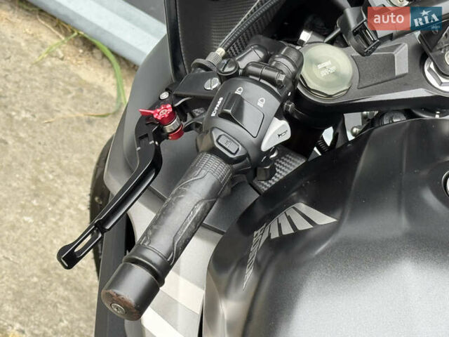 Хонда CBR 400R, объемом двигателя 0.4 л и пробегом 35 тыс. км за 5800 $, фото 14 на Automoto.ua