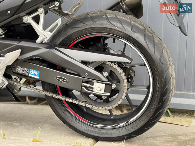 Хонда CBR 400R, объемом двигателя 0.4 л и пробегом 35 тыс. км за 5800 $, фото 8 на Automoto.ua