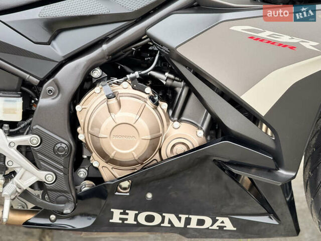 Хонда CBR 400R, объемом двигателя 0.4 л и пробегом 35 тыс. км за 5800 $, фото 6 на Automoto.ua