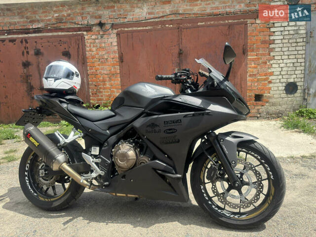 Сірий Хонда CBR 400R, об'ємом двигуна 0.4 л та пробігом 7 тис. км за 6100 $, фото 4 на Automoto.ua