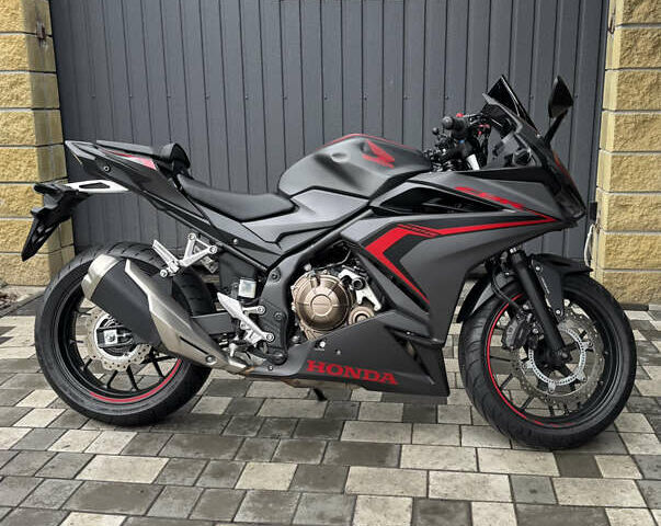Серый Хонда CBR 400R, объемом двигателя 0.4 л и пробегом 27 тыс. км за 6000 $, фото 2 на Automoto.ua