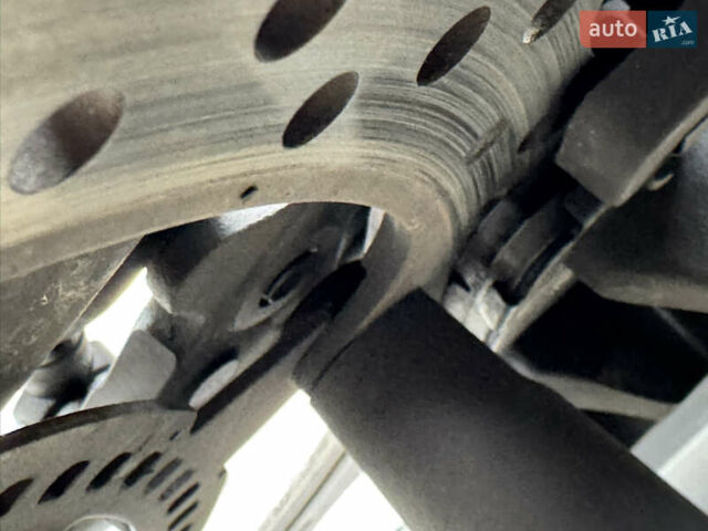 Серый Хонда CBR 400R, объемом двигателя 0.4 л и пробегом 27 тыс. км за 6000 $, фото 15 на Automoto.ua