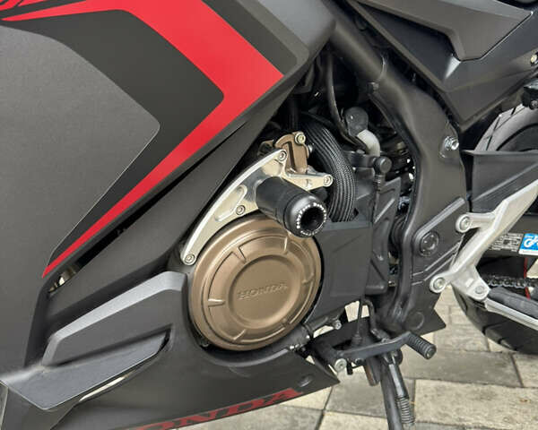 Серый Хонда CBR 400R, объемом двигателя 0.4 л и пробегом 27 тыс. км за 6000 $, фото 13 на Automoto.ua