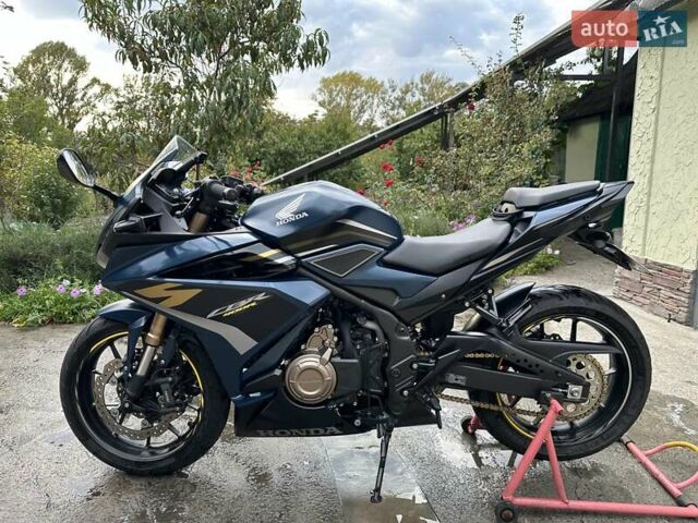 Синий Хонда CBR 400R, объемом двигателя 0.4 л и пробегом 20 тыс. км за 6000 $, фото 1 на Automoto.ua