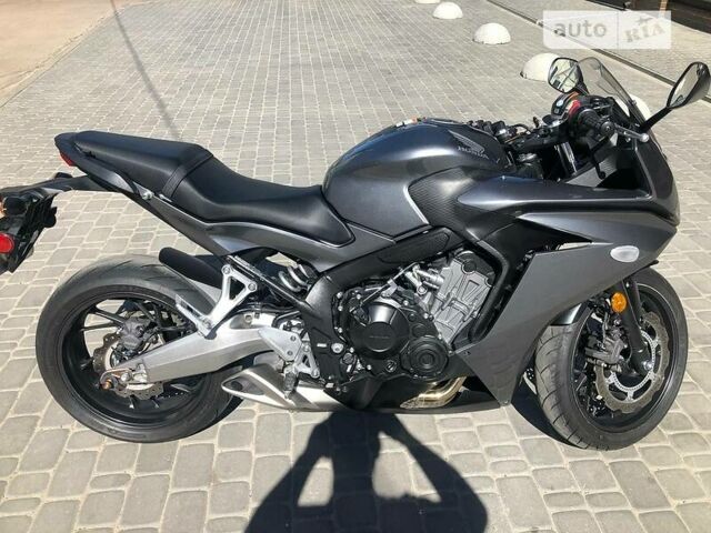 Хонда CBR 650, об'ємом двигуна 0.65 л та пробігом 18 тис. км за 5400 $, фото 27 на Automoto.ua