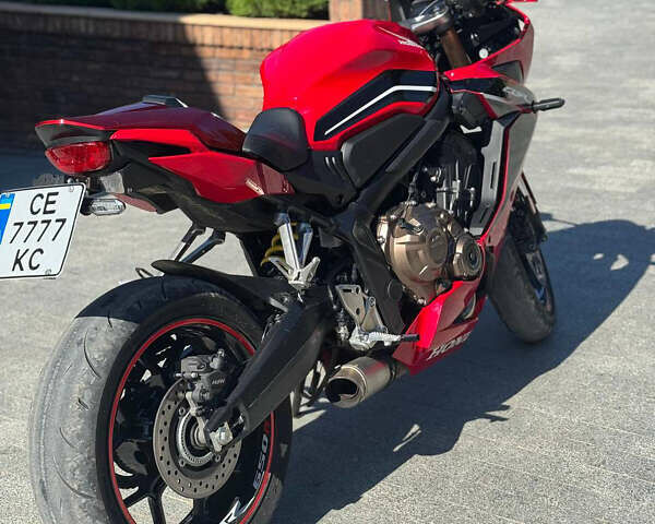 Красный Хонда CBR 650R, объемом двигателя 0 л и пробегом 650 тыс. км за 3900 $, фото 1 на Automoto.ua