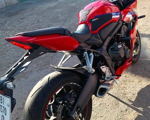 Красный Хонда CBR 650R, объемом двигателя 0.65 л и пробегом 1 тыс. км за 10100 $, фото 8 на Automoto.ua