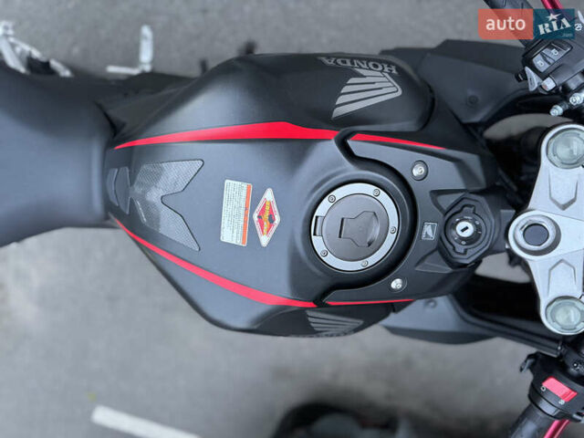 Хонда CBR 650R, объемом двигателя 0.65 л и пробегом 26 тыс. км за 9000 $, фото 3 на Automoto.ua