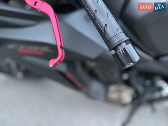 Хонда CBR 650R, объемом двигателя 0.65 л и пробегом 26 тыс. км за 9000 $, фото 7 на Automoto.ua