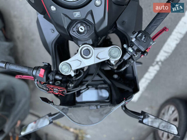 Хонда CBR 650R, объемом двигателя 0.65 л и пробегом 26 тыс. км за 9000 $, фото 4 на Automoto.ua