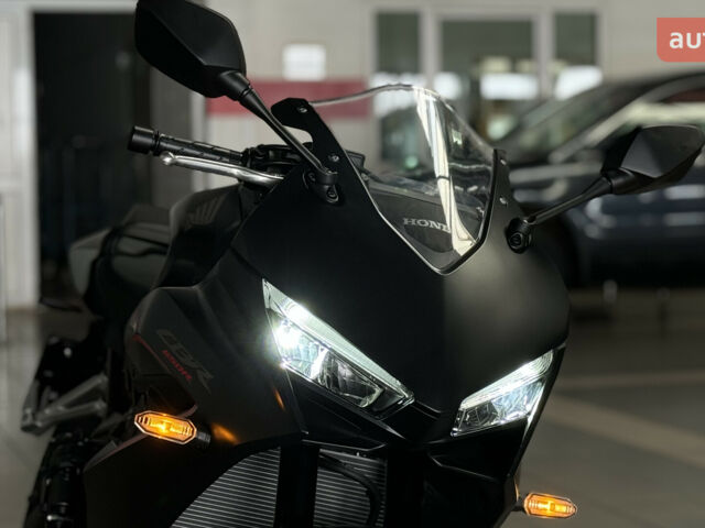 Хонда CBR 650R, объемом двигателя 0 л и пробегом 0 тыс. км за 10281 $, фото 3 на Automoto.ua