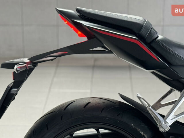 Хонда CBR 650R, объемом двигателя 0 л и пробегом 0 тыс. км за 10281 $, фото 12 на Automoto.ua
