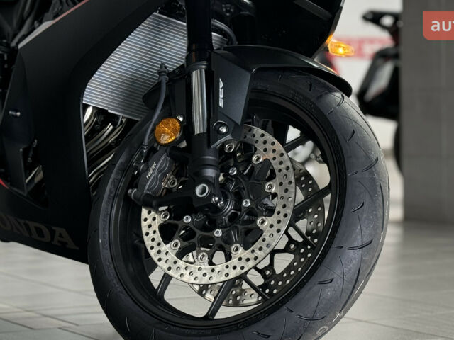 Хонда CBR 650R, объемом двигателя 0 л и пробегом 0 тыс. км за 10281 $, фото 4 на Automoto.ua