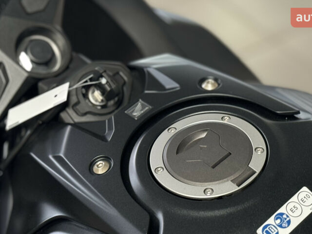 Хонда CBR 650R, объемом двигателя 0 л и пробегом 0 тыс. км за 10281 $, фото 19 на Automoto.ua