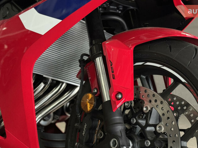 Хонда CBR 650R, объемом двигателя 0 л и пробегом 0 тыс. км за 10323 $, фото 17 на Automoto.ua