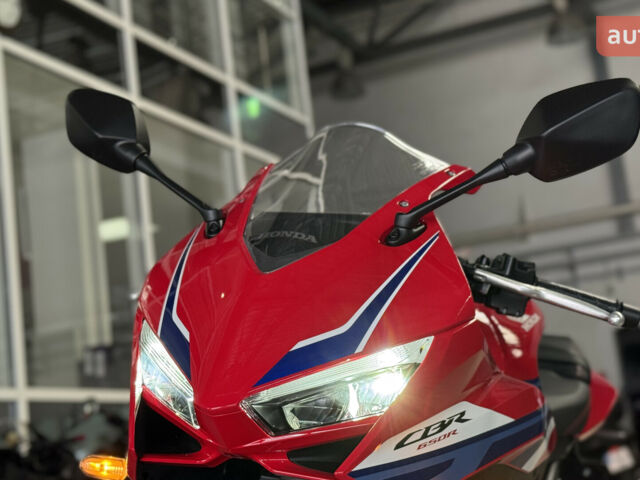 Хонда CBR 650R, объемом двигателя 0 л и пробегом 0 тыс. км за 10323 $, фото 9 на Automoto.ua