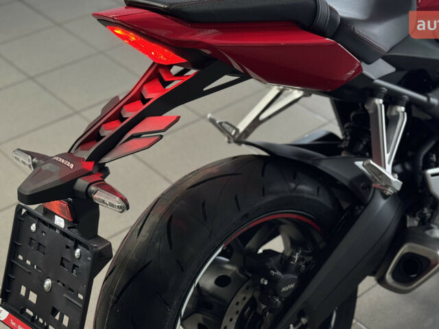 Хонда CBR 650R, объемом двигателя 0 л и пробегом 0 тыс. км за 10323 $, фото 23 на Automoto.ua