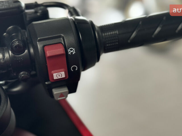 Хонда CBR 650R, об'ємом двигуна 0 л та пробігом 0 тис. км за 10797 $, фото 11 на Automoto.ua