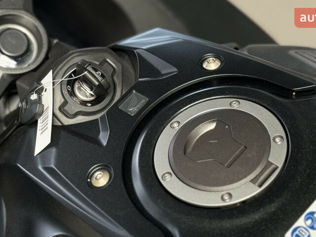 Хонда CBR 650R, объемом двигателя 0 л и пробегом 0 тыс. км за 10797 $, фото 7 на Automoto.ua