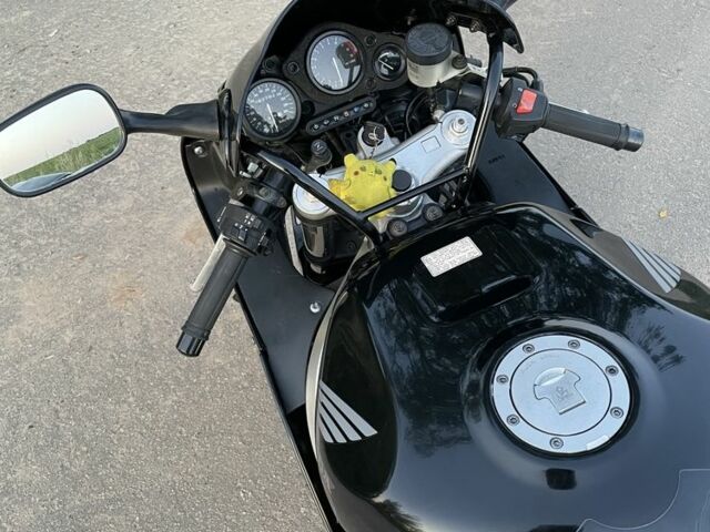 Хонда CBR 900RR, объемом двигателя 0.92 л и пробегом 0 тыс. км за 4500 $, фото 14 на Automoto.ua