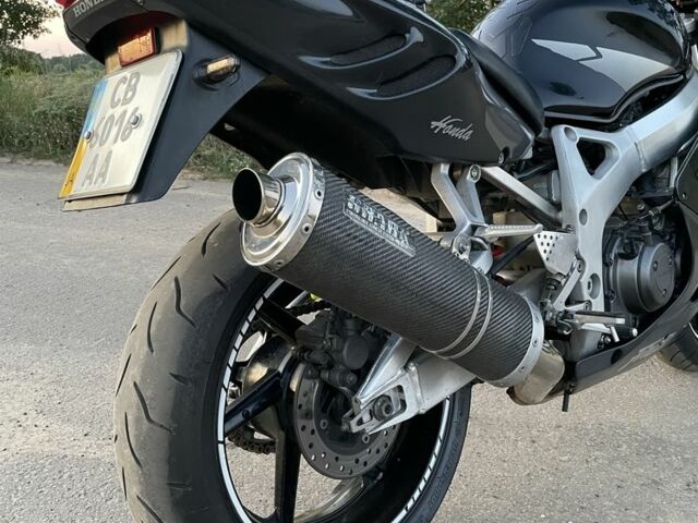 Хонда CBR 900RR, объемом двигателя 0.92 л и пробегом 0 тыс. км за 4500 $, фото 16 на Automoto.ua