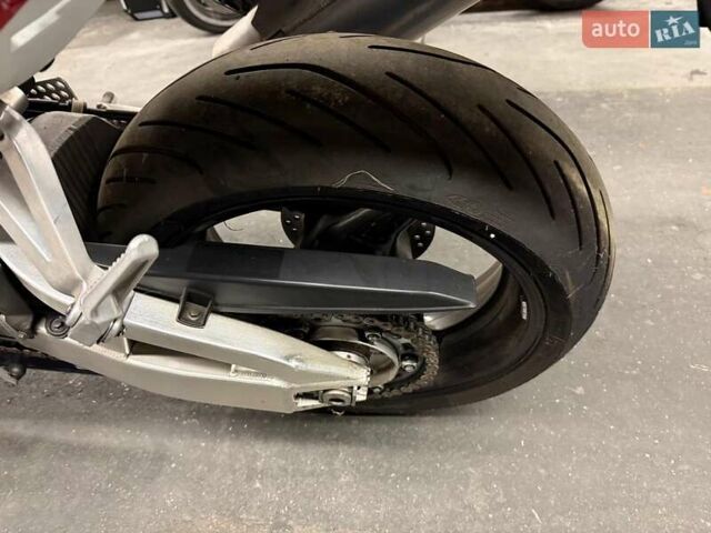 Красный Хонда CBR 929RR, объемом двигателя 0.92 л и пробегом 44 тыс. км за 5100 $, фото 7 на Automoto.ua