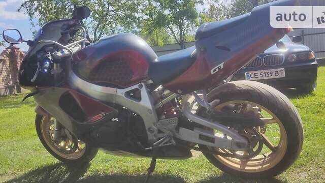 Хонда CBR 929RR, объемом двигателя 0 л и пробегом 42 тыс. км за 2150 $, фото 6 на Automoto.ua