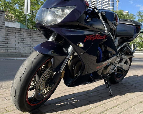 Синий Хонда CBR 929RR, объемом двигателя 1 л и пробегом 40 тыс. км за 4900 $, фото 4 на Automoto.ua