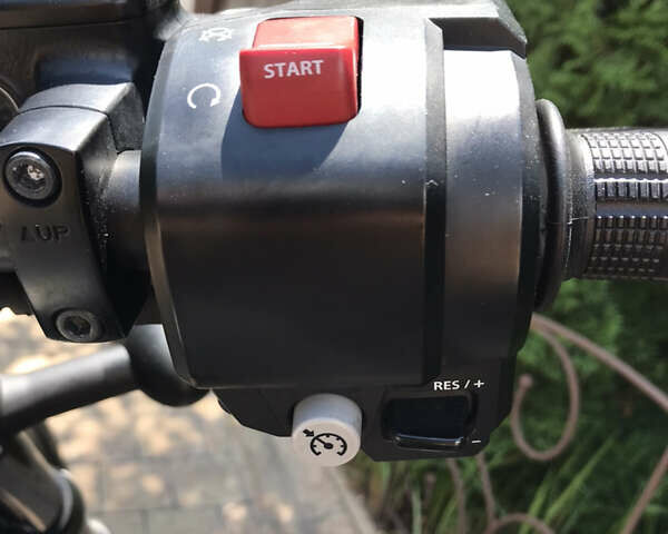 Серый Хонда CMX 1100, объемом двигателя 1.08 л и пробегом 2 тыс. км за 11300 $, фото 5 на Automoto.ua