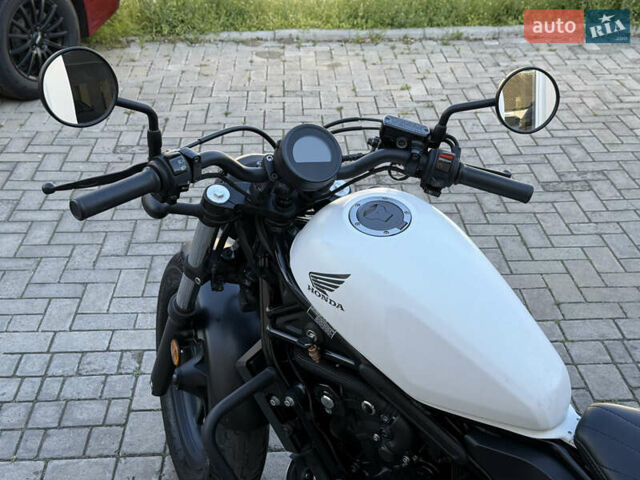 Білий Хонда CMX 500 Rebel, об'ємом двигуна 0.47 л та пробігом 9 тис. км за 6999 $, фото 7 на Automoto.ua