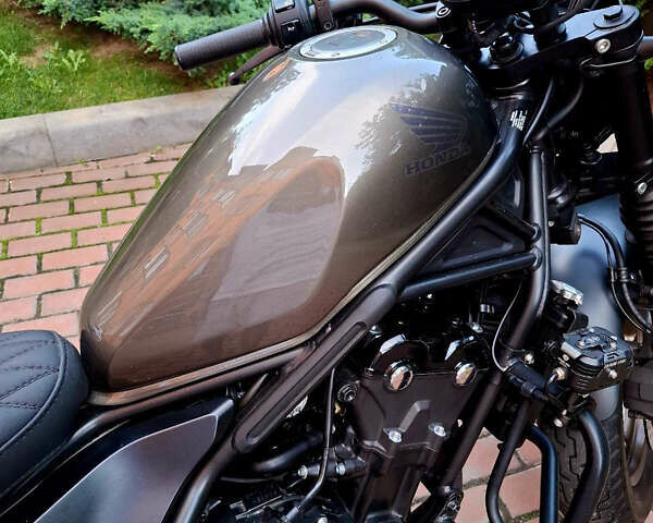 Черный Хонда CMX 500 Rebel, объемом двигателя 0 л и пробегом 10 тыс. км за 6999 $, фото 10 на Automoto.ua