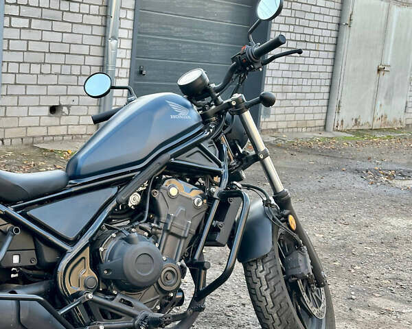 Синий Хонда CMX 500 Rebel, объемом двигателя 0.5 л и пробегом 4 тыс. км за 6500 $, фото 2 на Automoto.ua