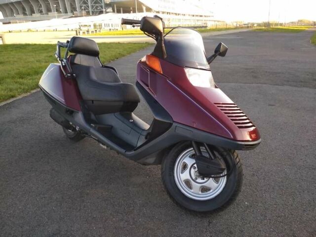 Червоний Хонда CN 250, об'ємом двигуна 0.25 л та пробігом 50 тис. км за 2100 $, фото 1 на Automoto.ua