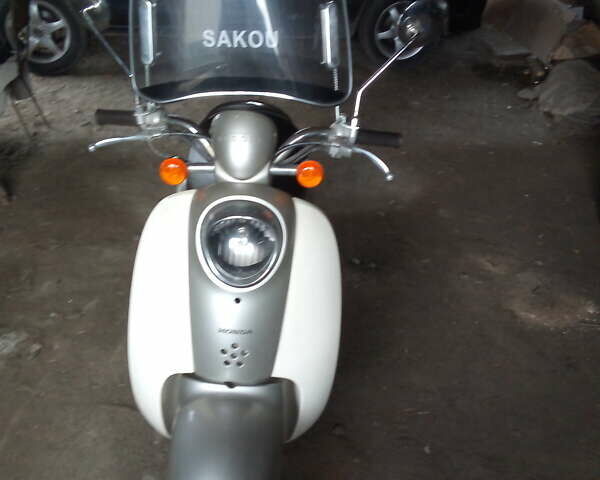 Білий Хонда Crea Scoopy AF-55, об'ємом двигуна 0.05 л та пробігом 6 тис. км за 650 $, фото 3 на Automoto.ua