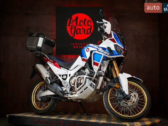 Хонда CRF 1000L Africa Twin, объемом двигателя 1 л и пробегом 44 тыс. км за 12500 $, фото 3 на Automoto.ua