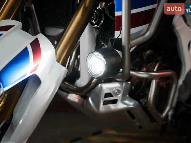 Хонда CRF 1000L Africa Twin, объемом двигателя 1 л и пробегом 44 тыс. км за 12500 $, фото 13 на Automoto.ua