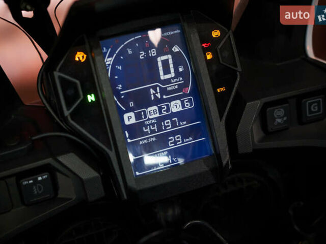 Хонда CRF 1000L Africa Twin, объемом двигателя 1 л и пробегом 44 тыс. км за 12500 $, фото 8 на Automoto.ua