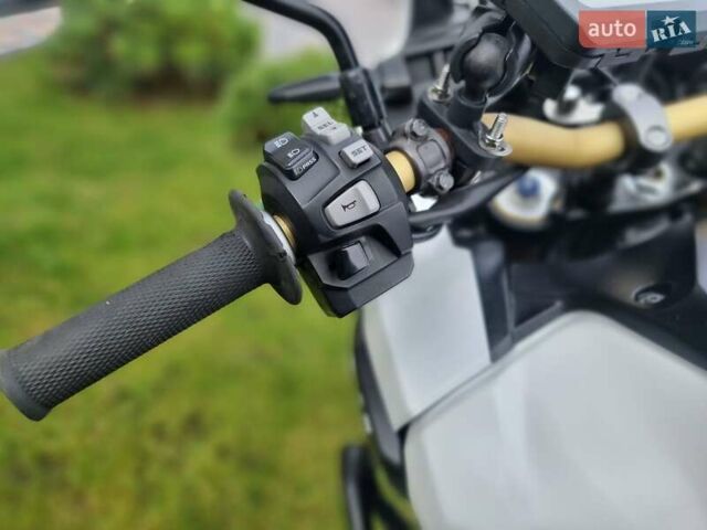 Хонда CRF 1000L Africa Twin, объемом двигателя 0 л и пробегом 32 тыс. км за 12000 $, фото 10 на Automoto.ua