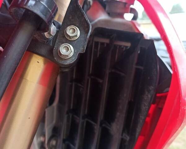 Красный Хонда CRF 100F, объемом двигателя 0.2 л и пробегом 8 тыс. км за 4300 $, фото 16 на Automoto.ua