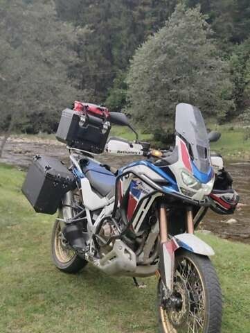 Хонда CRF 1100L Africa Twin, объемом двигателя 1.1 л и пробегом 40 тыс. км за 15500 $, фото 3 на Automoto.ua
